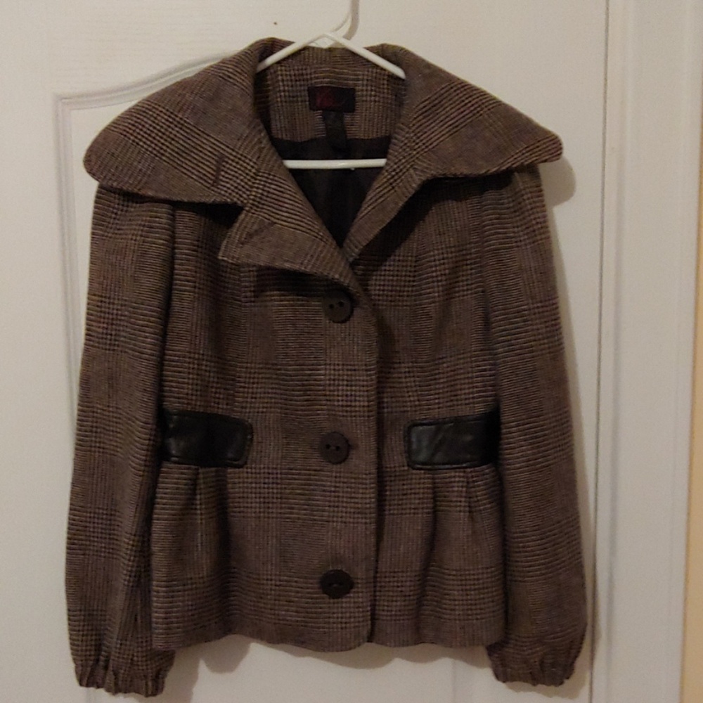 Via from Victoria's Secret Coat Size 8